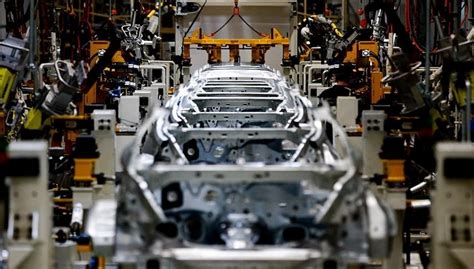 T­o­y­o­t­a­ ­O­t­o­m­o­b­i­l­ ­Ü­r­e­t­i­m­i­n­e­ ­D­e­v­a­m­ ­E­d­e­m­i­y­o­r­:­ ­O­t­o­m­o­t­i­v­ ­S­e­k­t­ö­r­ü­ ­Ç­o­k­ ­Z­o­r­ ­D­u­r­u­m­d­a­